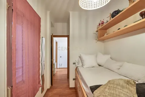 Wohnung zum Verkauf in Barcelona, Spanien 4 Schlafzimmer, 84 m2 Nr. 177856 - Foto 13