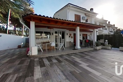 Kamienica w Benicasim, Castellon, Hiszpania 4 sypialnie, 237 mkw. nr 152922 – zdjęcie 15