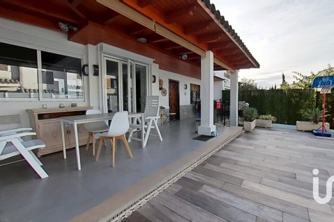 Kamienica w Benicasim, Castellon, Hiszpania 4 sypialnie, 237 mkw. nr 152922 – zdjęcie 17