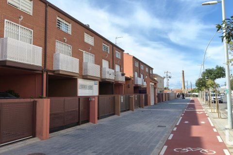 Dom w Almazora, Castellon, Hiszpania 4 sypialnie, 173 mkw. nr 152920 – zdjęcie 4