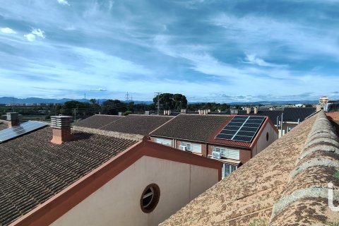 Dom w Almazora, Castellon, Hiszpania 4 sypialnie, 173 mkw. nr 152920 – zdjęcie 25