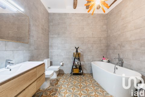 Appartamento a Barcelona, Spagna 2 camere da letto, 111 mq. N° 152923