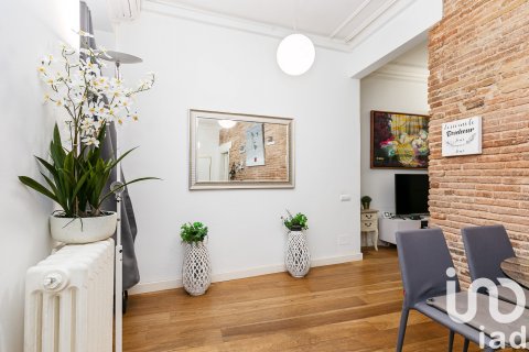 Apartment for sale in Barcelona, Spain 2 bedrooms, 111 sq.m. No. 152923 - photo 8