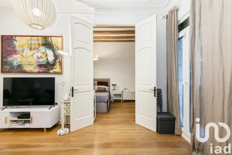 Apartment for sale in Barcelona, Spain 2 bedrooms, 111 sq.m. No. 152923 - photo 2