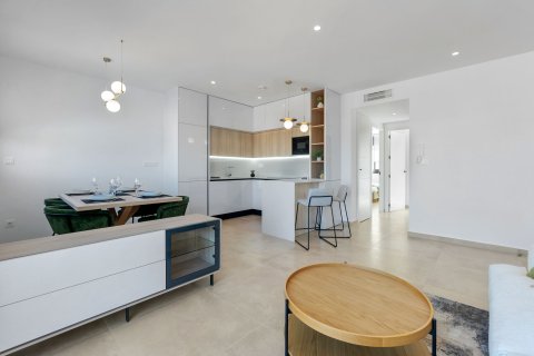 Bungalow w Torrevieja, Alicante, Hiszpania 2 sypialnie, 146 mkw. nr 163544 – zdjęcie 21