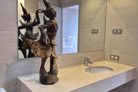 Dzīvoklis pārdošanā Barcelona, Spānijā 2 istabas, 128 m2 Nr. 150332 - attēls 23