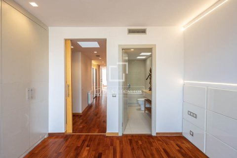 Dzīvoklis pārdošanā Barcelona, Spānijā 2 istabas, 128 m2 Nr. 150332 - attēls 20