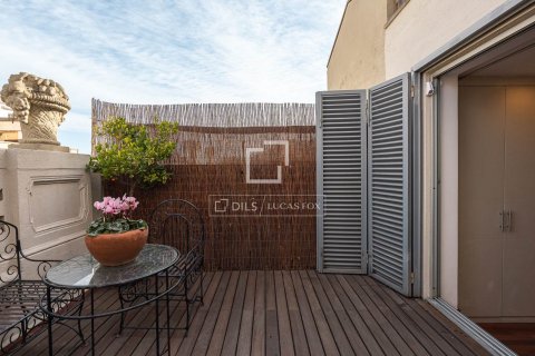 Dzīvoklis pārdošanā Barcelona, Spānijā 2 istabas, 128 m2 Nr. 150332 - attēls 17