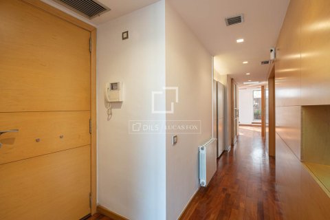 Dzīvoklis pārdošanā Barcelona, Spānijā 2 istabas, 128 m2 Nr. 150332 - attēls 30