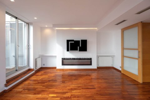 Dzīvoklis pārdošanā Barcelona, Spānijā 2 istabas, 128 m2 Nr. 150332 - attēls 5