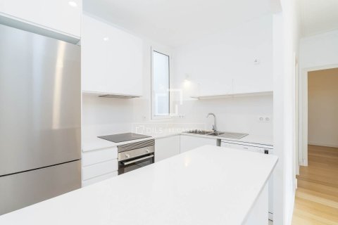 Apartment à vendre à Barcelona, Espagne, 2 chambres, 90 m2 No. 150331 - photo 19