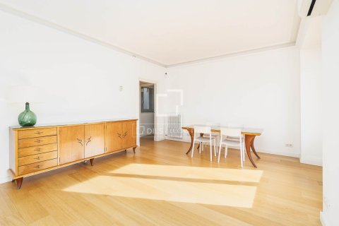 Apartment à vendre à Barcelona, Espagne, 2 chambres, 90 m2 No. 150331 - photo 15