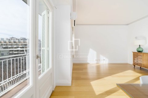 Apartment à vendre à Barcelona, Espagne, 2 chambres, 90 m2 No. 150331 - photo 8