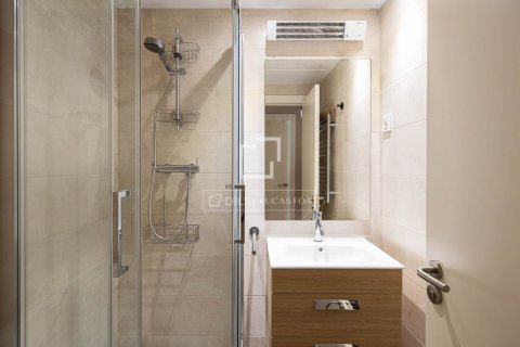 Dzīvoklis pārdošanā Barcelona, Spānijā 3 istabas, 85 m2 Nr. 150334 - attēls 15