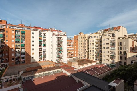 Dzīvoklis pārdošanā Barcelona, Spānijā 3 istabas, 85 m2 Nr. 150334 - attēls 30