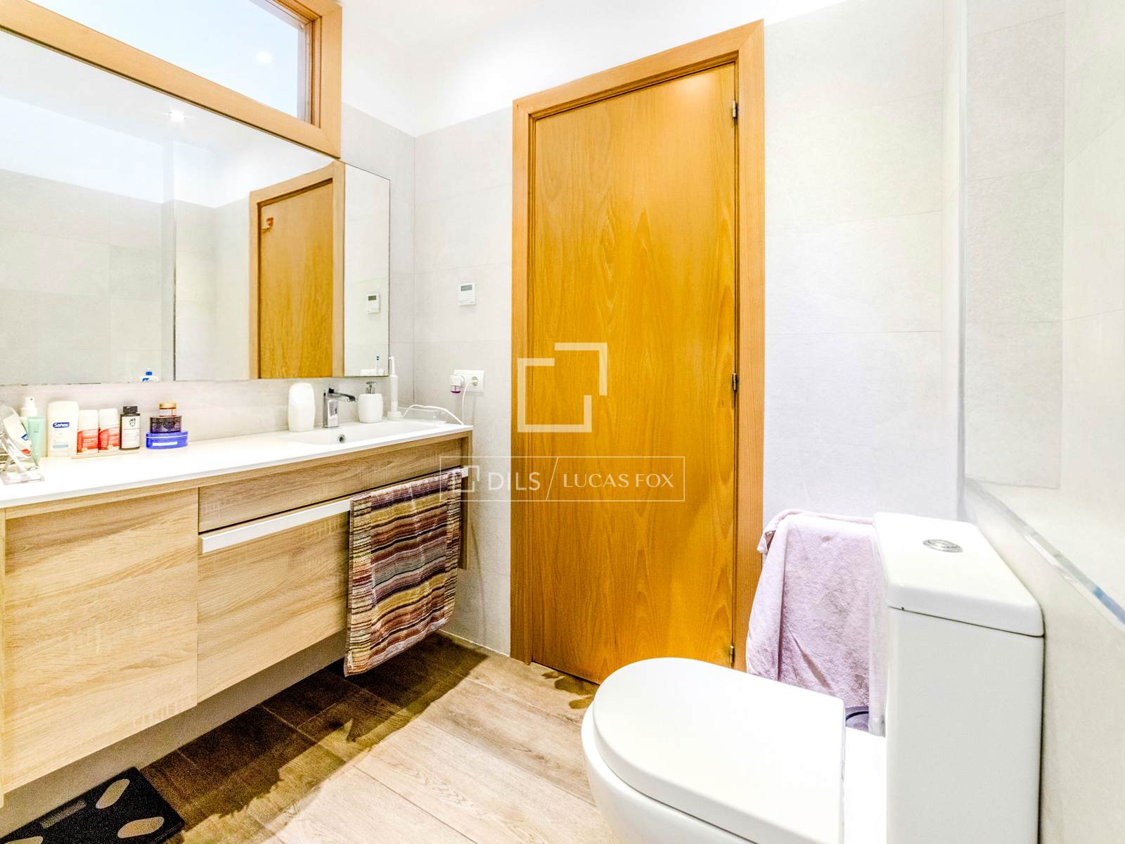 Villa a Sitges, Barcelona, Spagna 4 camere da letto, 195 mq. N° 150330