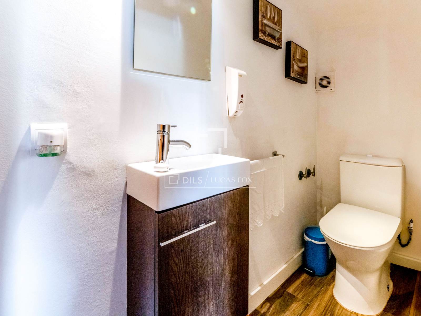 Villa a Sitges, Barcelona, Spagna 4 camere da letto, 195 mq. N° 150330
