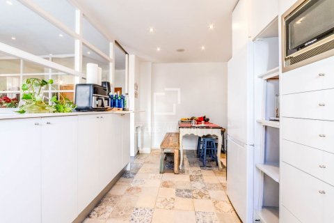 Villa for sale in Sitges, Barcelona, Spain 4 bedrooms, 195 sq.m. No. 150330 - photo 11