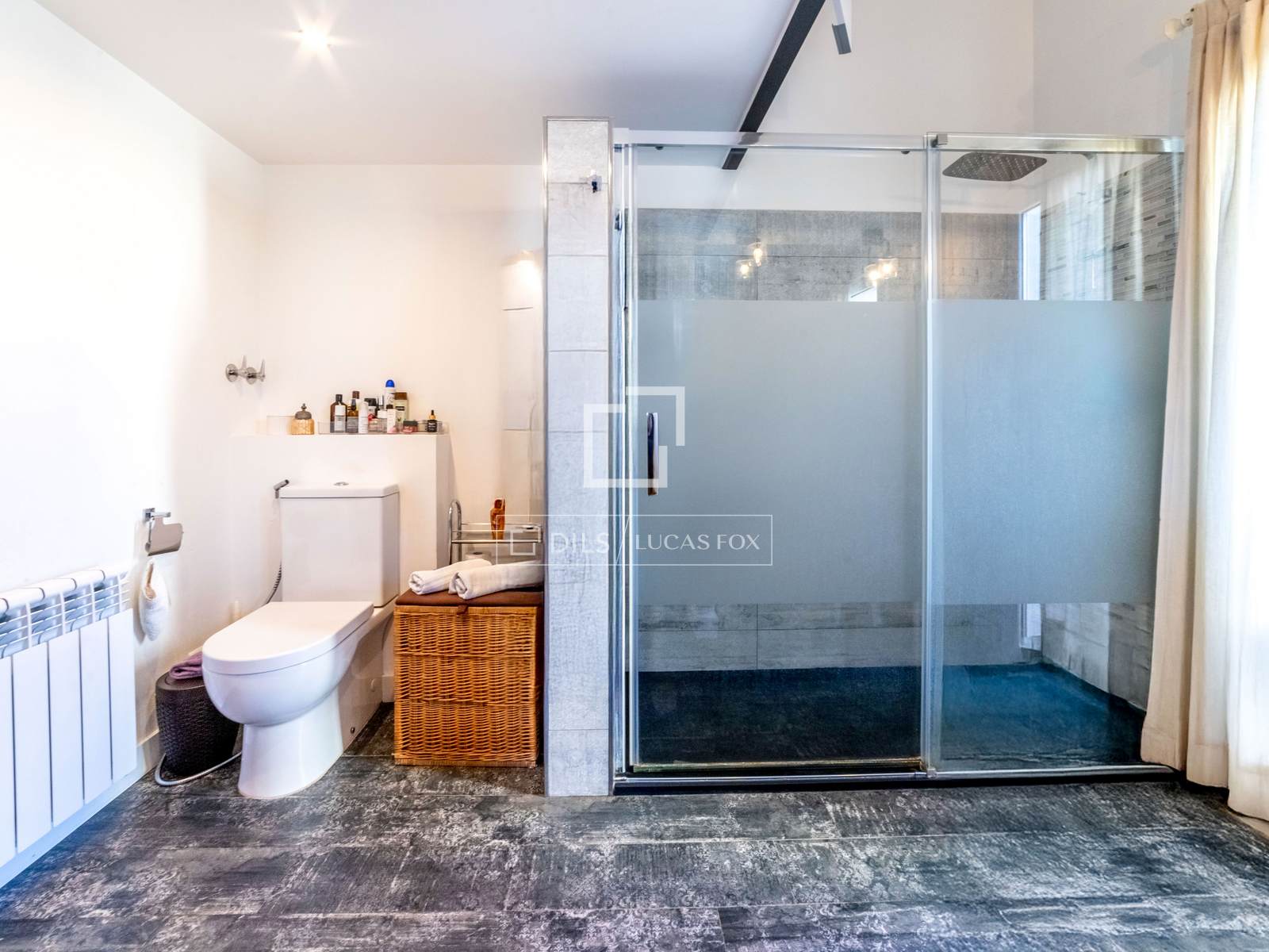 Villa a Sitges, Barcelona, Spagna 4 camere da letto, 195 mq. N° 150330