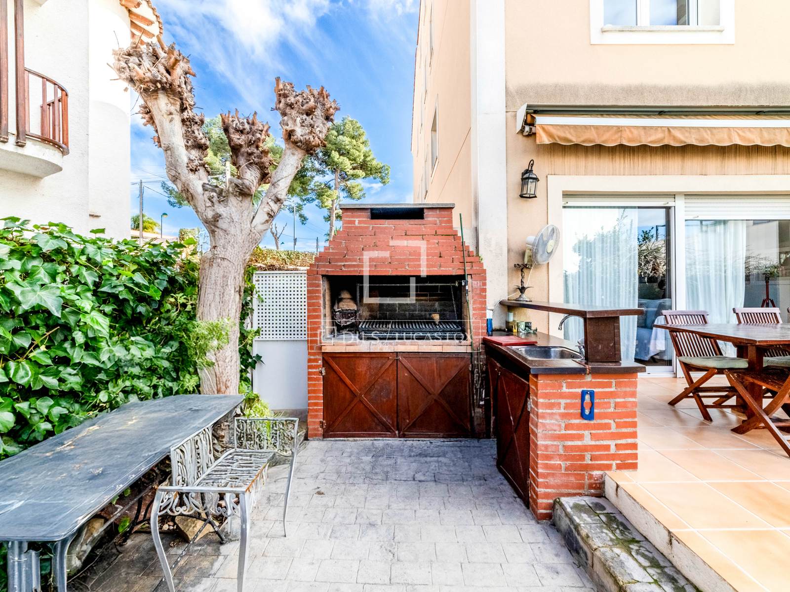 Villa a Sitges, Barcelona, Spagna 4 camere da letto, 195 mq. N° 150330