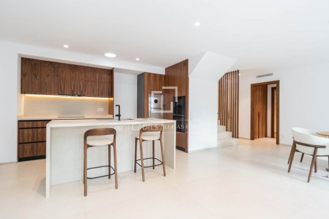 Huoneisto Sant Cugat Del Valles, Barcelona, Espanja 4 makuuhuonetta, 253 m2 No. 150333