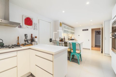 Dzīvoklis pārdošanā Barcelona, Spānijā 6 istabas, 320 m2 Nr. 150329 - attēls 9