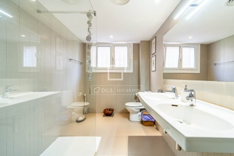 Dzīvoklis pārdošanā Barcelona, Spānijā 6 istabas, 320 m2 Nr. 150329 - attēls 23