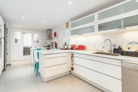 Dzīvoklis pārdošanā Barcelona, Spānijā 6 istabas, 320 m2 Nr. 150329 - attēls 8