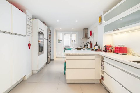 Dzīvoklis pārdošanā Barcelona, Spānijā 6 istabas, 320 m2 Nr. 150329 - attēls 7