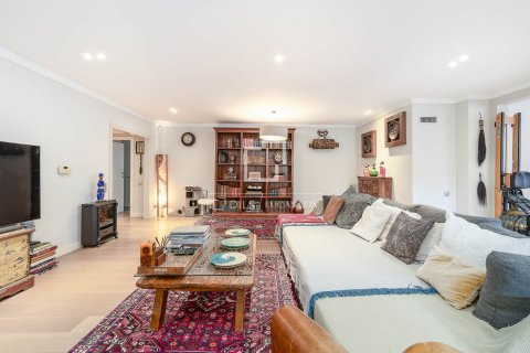 Dzīvoklis pārdošanā Barcelona, Spānijā 6 istabas, 320 m2 Nr. 150329 - attēls 4