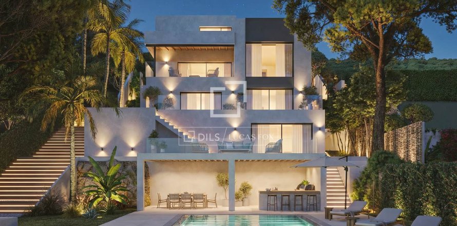 Villa in Arenys de Mar, Barcelona, Spain 4 bedrooms, 490 sq.m. No. 150328