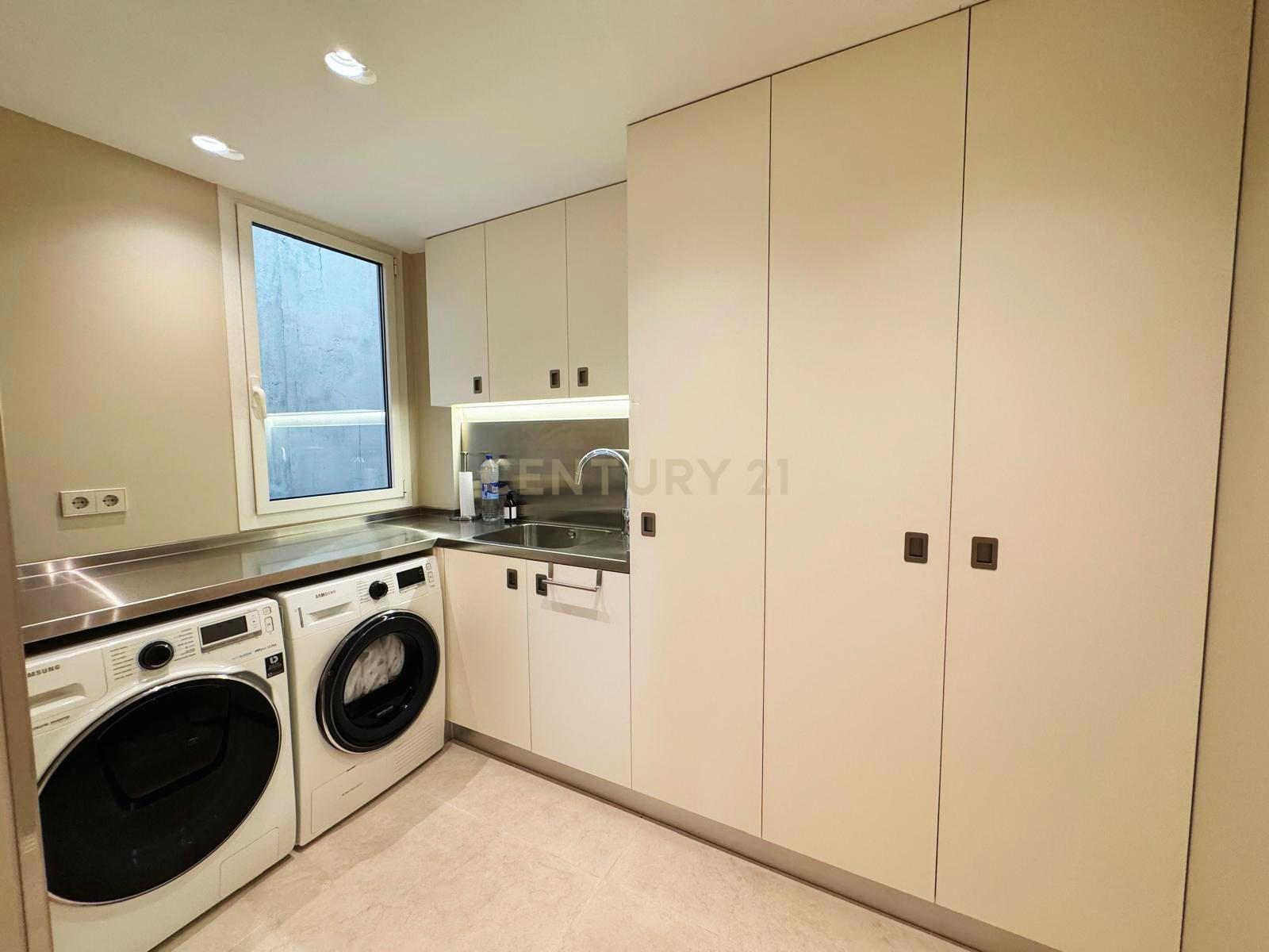 Wohnung in Barcelona, Spanien 4 Schlafzimmer, 343 m2 Nr. 167119