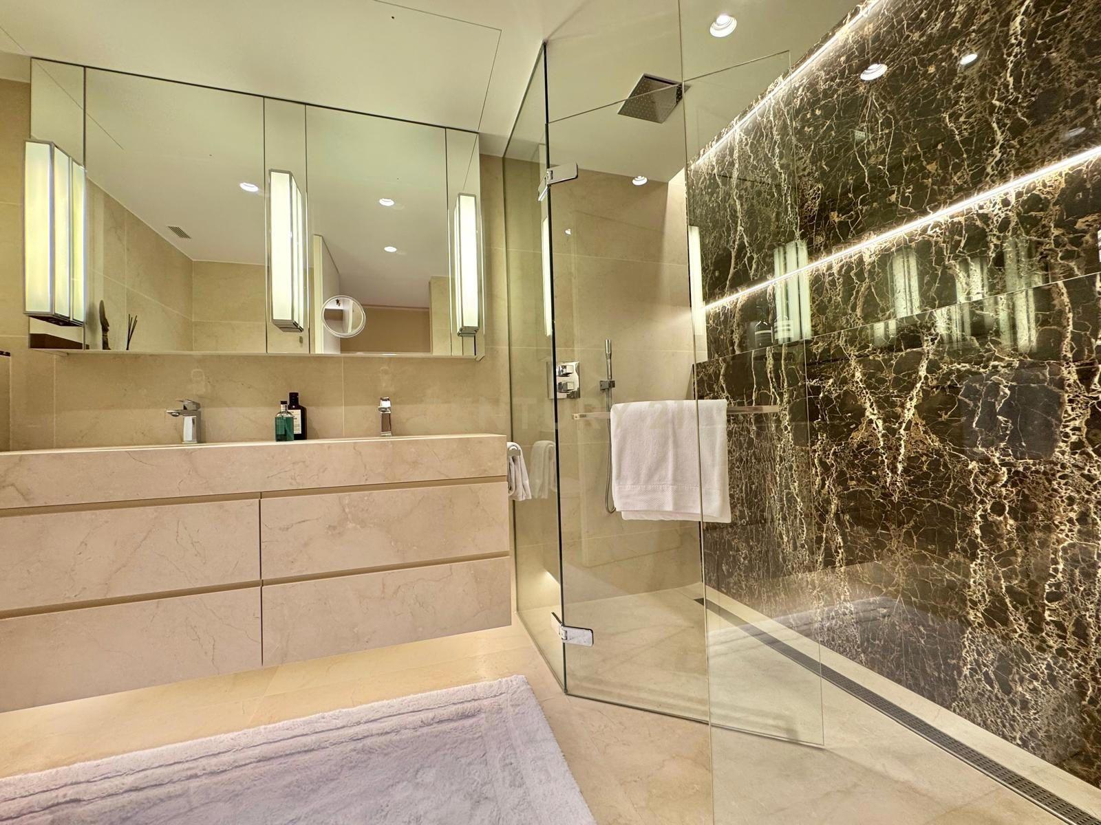 Wohnung in Barcelona, Spanien 4 Schlafzimmer, 343 m2 Nr. 167119