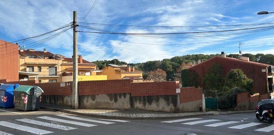 Land plot in Rubi, Barcelona, Spain No. 167118