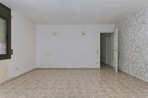 Продажа квартиры в Руби, Барселона, Испания 3 спальни, 80м2 №167114 - фото 2