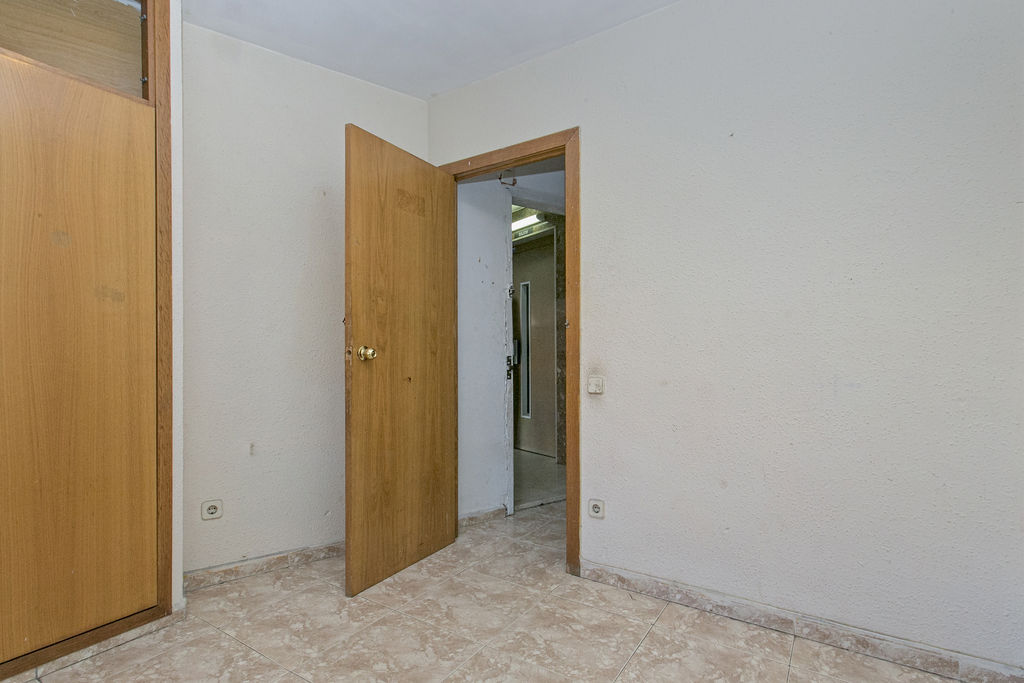 Apartamento en Rubí, Barcelona, España 3 dormitorios, 80 m2 No. 167114