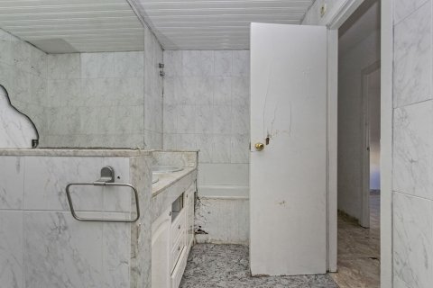 Продажа квартиры в Руби, Барселона, Испания 3 спальни, 80м2 №167114 - фото 13