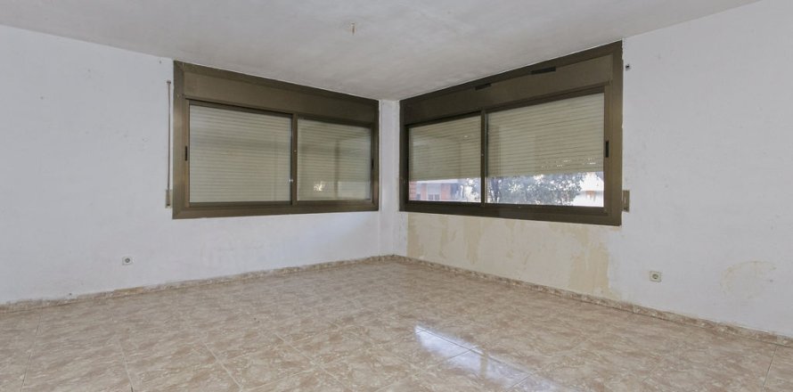 Квартира в Руби, Барселона, Испания 3 спальни, 80м2 №167114