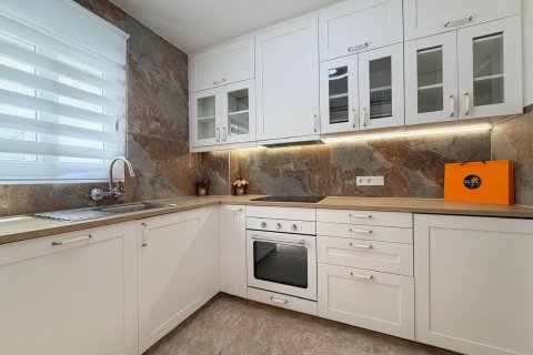 Apartamento en venta en Torrevieja, Alicante, España 3 dormitorios, 100 m2 No. 192029 - foto 6