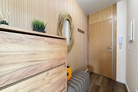 Apartamento en venta en Torrevieja, Alicante, España 3 dormitorios, 100 m2 No. 192029 - foto 4