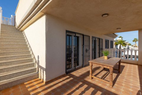 Villa for sale Rojales, Alicante, Spain 5 bedrooms, 247 sq.m. No. 115113 - photo 20