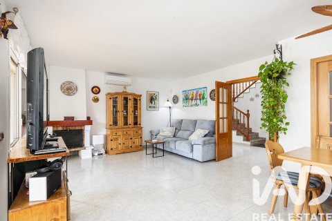 Casa in vendita a Cunit, Tarragona, Spagna 4 camere da letto, 212 mq. N° 172714 - foto 14