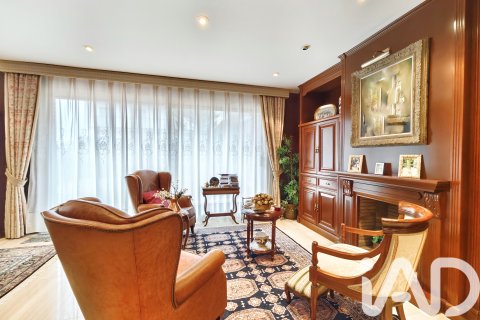 Dzīvoklis pārdošanā Igualada, Barcelona, Spānijā 5 istabas, 544 m2 Nr. 172709 - attēls 9