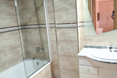 Villetta a schiera in vendita a L'Aldea, Tarragona, Spagna 4 camere da letto, 210 mq. N° 172710 - foto 24