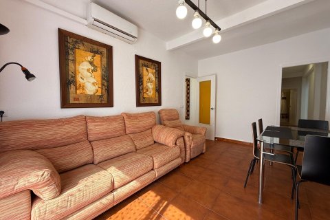 Apartamento en Alicante, España 3 dormitorios, 63 m2 No. 182902