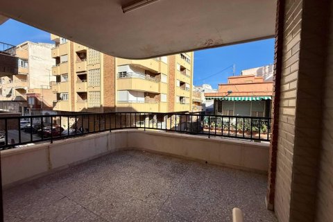 Lägenhet till salu i Torrevieja, Alicante, Spanien 3 sovrum, 119 kvm. Nr. 182896 - foto 7