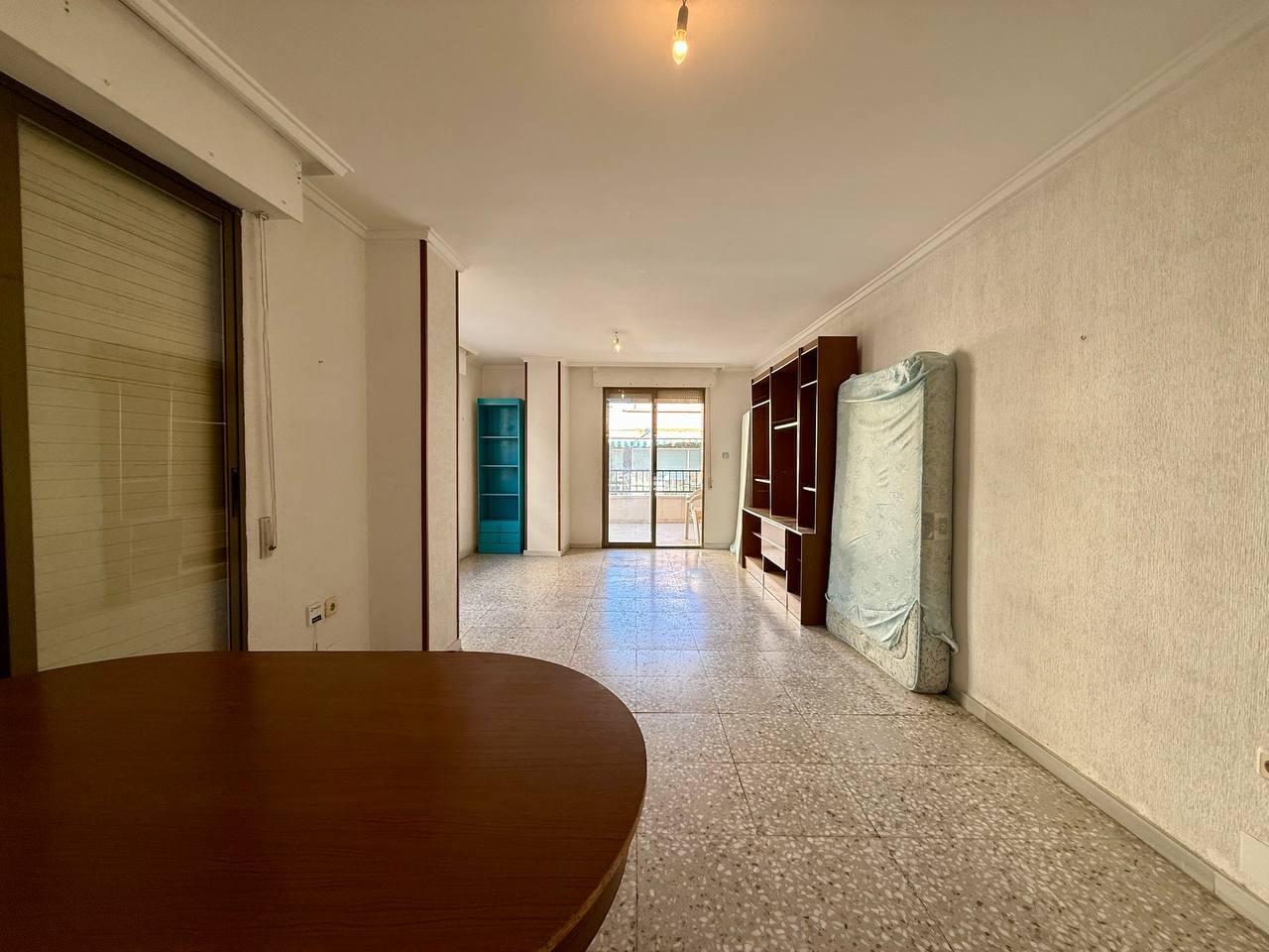 Huoneisto Torrevieja, Alicante, Espanja 3 makuuhuonetta, 119 m2 No. 182896