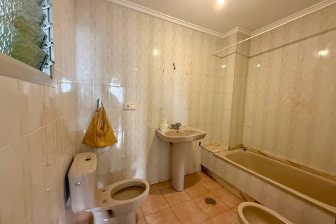 Lägenhet till salu i Torrevieja, Alicante, Spanien 3 sovrum, 119 kvm. Nr. 182896 - foto 18