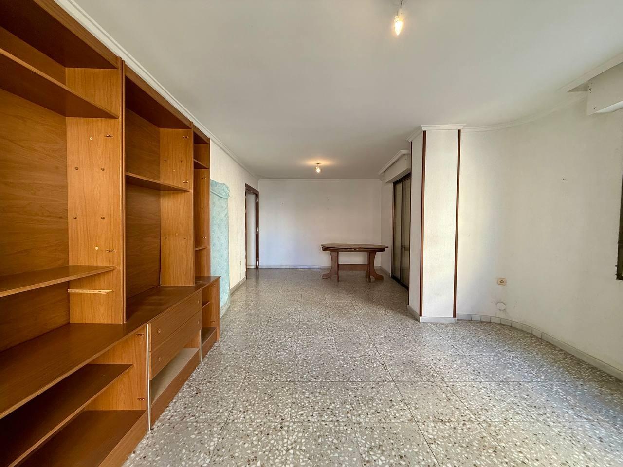 Huoneisto Torrevieja, Alicante, Espanja 3 makuuhuonetta, 119 m2 No. 182896