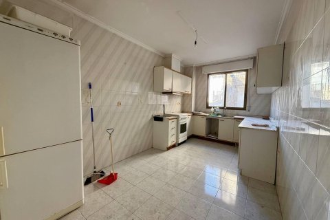 Lägenhet till salu i Torrevieja, Alicante, Spanien 3 sovrum, 119 kvm. Nr. 182896 - foto 24